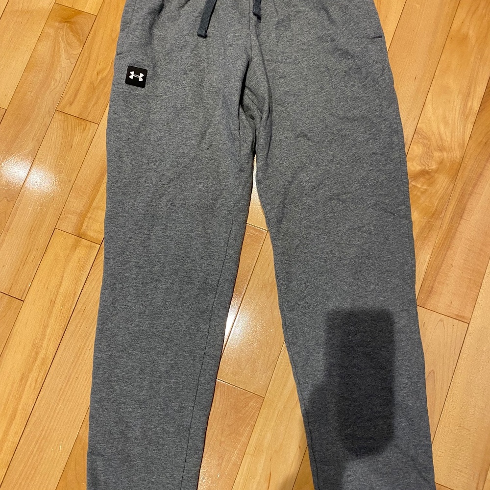 Under Armour - Men's Small sweatpants